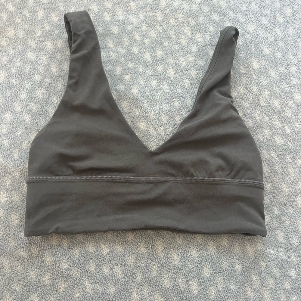 Nulu Align Lululemon sports bra 
Nomad 
Size 6
A/B
